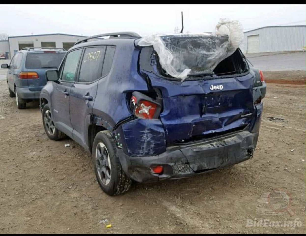 جيب رنجيد موديل 2017
حادث خلفي تبديل قبق جنطه وصور الحادث بالمنشور ورقم الشاصي ايضا بالمنشور والباقي مكفول 

مكينه 2400 تو ويل 

كير مكينه مكفولات 

رقم اربيل سنويه لل29 تريد تحويل تريد وكاله 

سياره نضيفه ومال جناي 
السعر 127 وبيه مجال

بابل القاسم 

موبايل ***********
