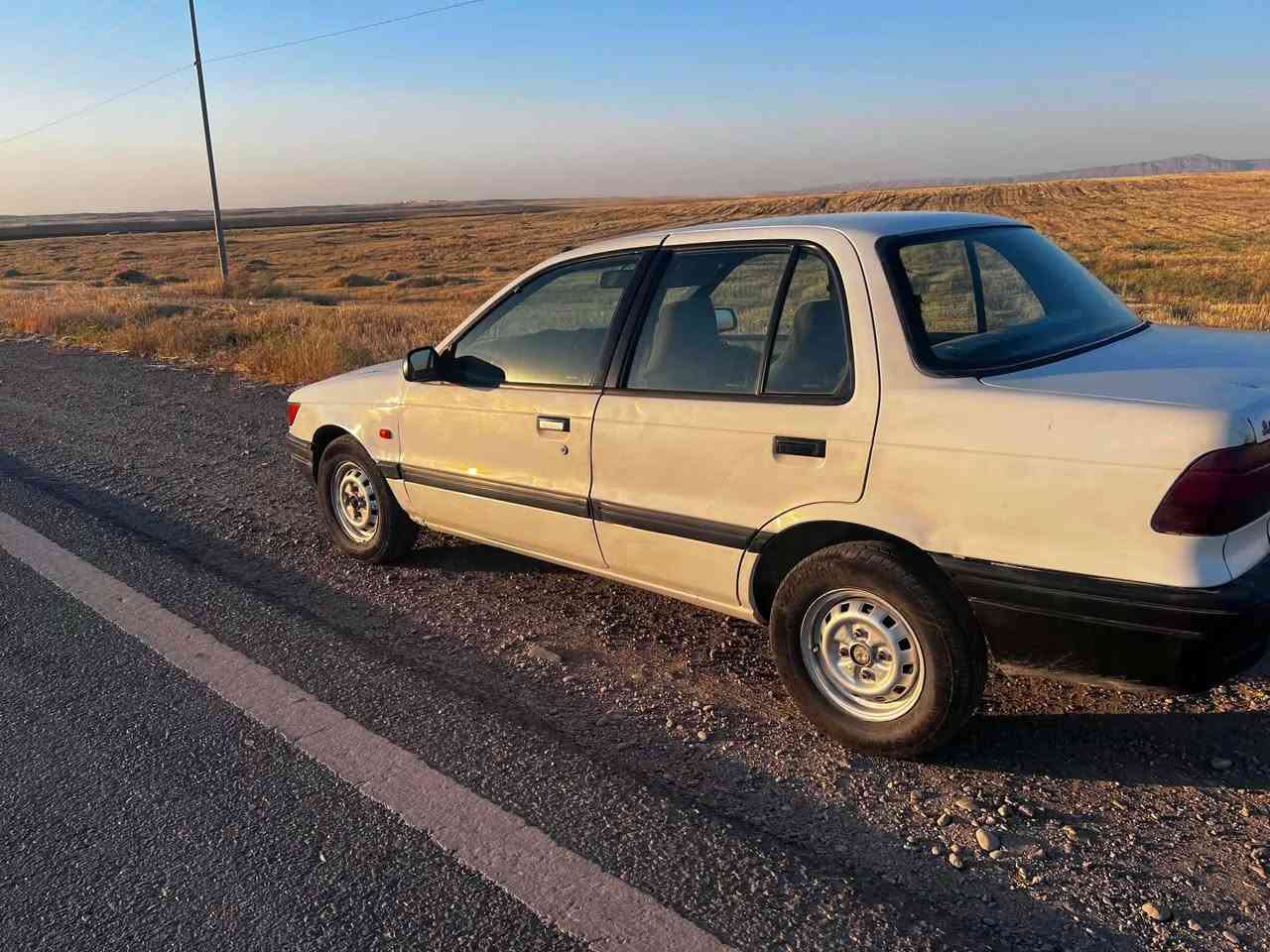 لانسه ر موديل 1991
مه كينه پرؤتؤن به شرت 
گير عادى به شه رت
ده عمو لئ دراوى نيه 
ته حويل براوه به شرت
بيشو دواى تازه دا گيراوه 
كاره باى به شرت 
چوار تايه ى تازه 
سنه وى به سرچوه 
نرخى 26معا مه له 
شوين چم چمال
ژ. م *********** Singapore

