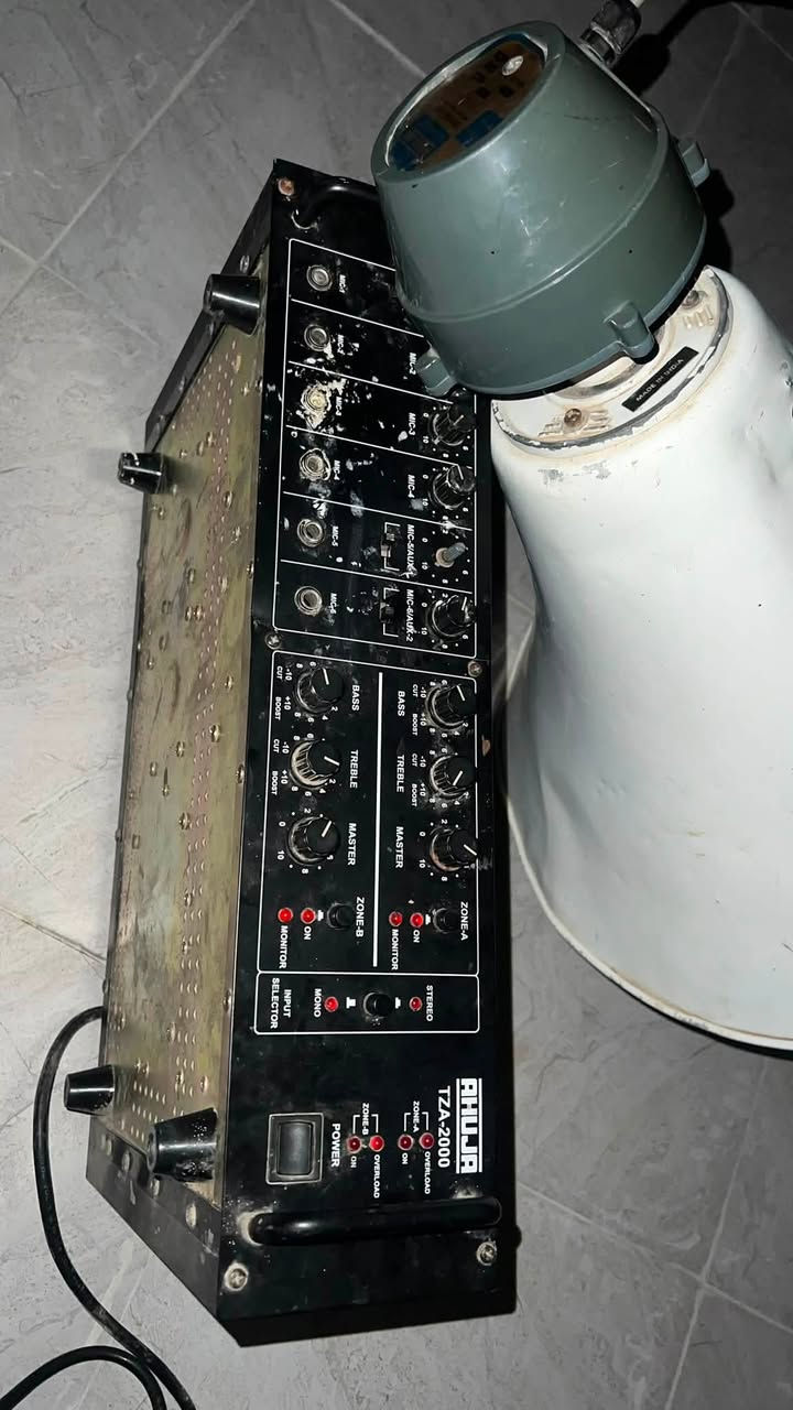 مكسر صوتيات مع صوتيات جاهزه


**إذا كنت صاحب هذا الإعلان وتريد حذفه لأي سبب، رجاءا أرسل رسالة إلى الدعم الفني**
