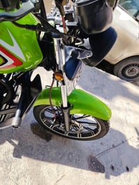 دراجه شاينك للبيع مرقم بغداد انكليزي بسمي السنويه مصفره غرامات هزه جدي...