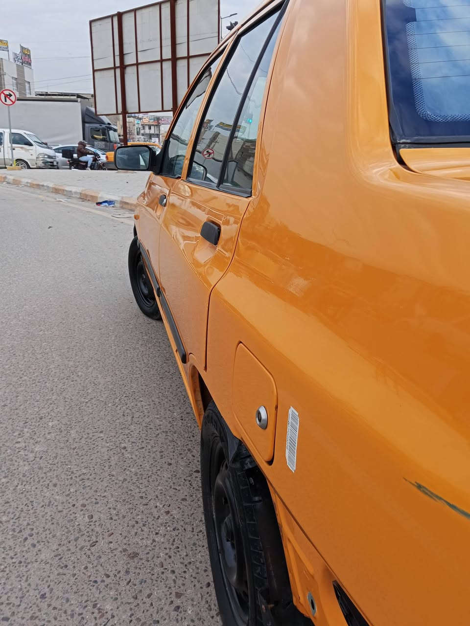 السلام عليكم
سايبا 2018رقم بغداد نكليزي سنويه جديده 
تخم تاير جديد تبريد ثلج حداديه جديده باتري جديد 
سياره قطرت خياس مابيها سياره كلش حلوه 
عنوان ال سياره كربلاء  سعر 52وبيها مجال 
*********** سياره كفاله ما عده طخه بل جنطه
