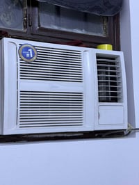 للبيع مكيف ميديا مكاني بغداد سياحي  السعر 300 الاستفسار 07729370259/