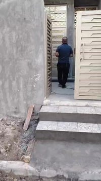 بيت للبيع ١٠٠ متر شارع أبو علي فرع السوك مال ابو علي الفرع الي  قبل حس...