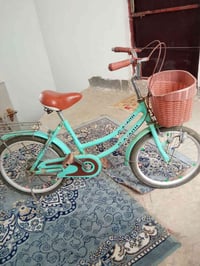 دراجة • للبيع