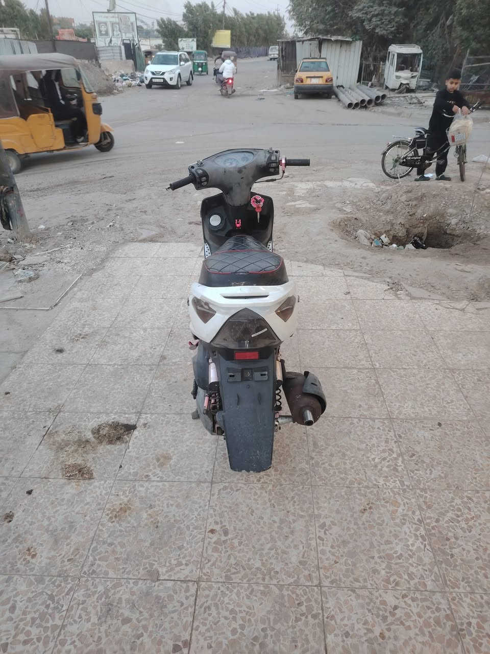 السلام عليكم
ثعاب للبيع  فول نضافه مكفوله
مكينه  تخبل كلجات رياضيه بيها تزويد خير من الله شلعه معدل نكره بكل وقت  مكاني بغداد الشعله ***********
