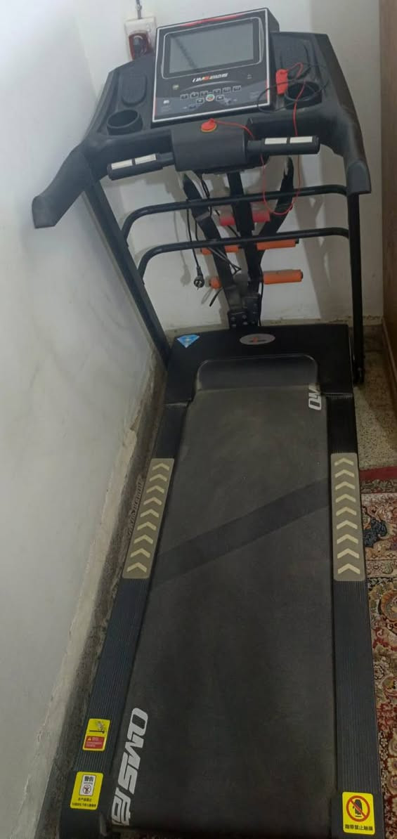 فرصة للرشاقة المنزلية: جهاز سير جري SWO صيني درجة أولى - جديد شاشة لمس
السعر 850.000د.ع
المكان حله-الجمعيه

*********** للتواصل فقط الشراي
