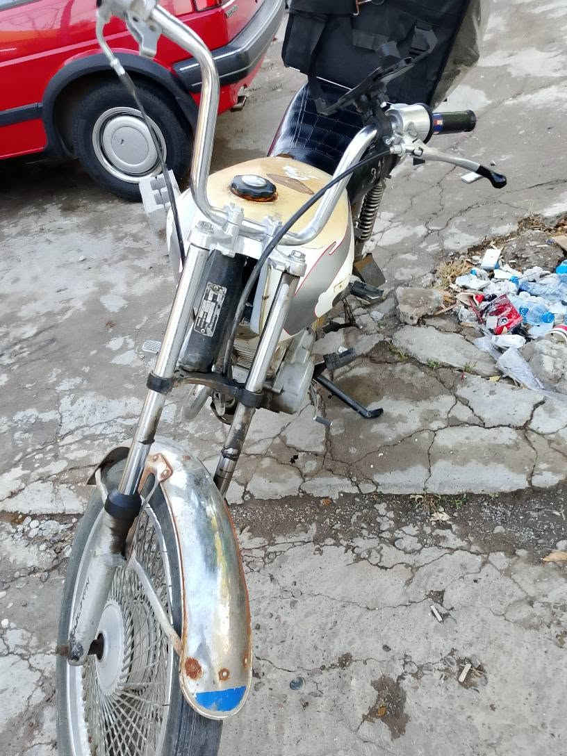 السلام عليكم مكينه ارشه شرط 12ساعه يوميه ادك عليه دلفري ماطور مال شغل ما يعوزو كلشي متواجد فيس رقم *********** موصل, نينوى
