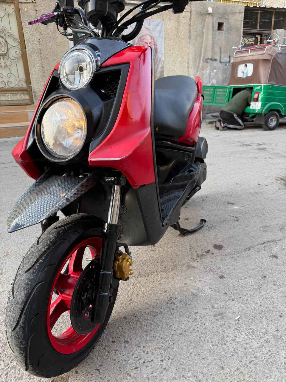 يا الله 
سكنس جبلي للبيع 
مكينه بلاديه برغي واحد ما مفتوح 
كفر اصلي ما مبدل ولا قطعه 
مكان الدراجه بغداد مدينه الصدر قطاع 23 
*********** بغداد, العراق
