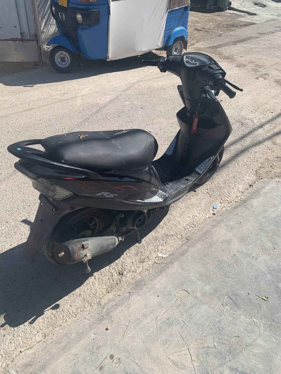 ماكس عدله للبيع كامله مكينه 49 ناعمه للاستفسار ***********
