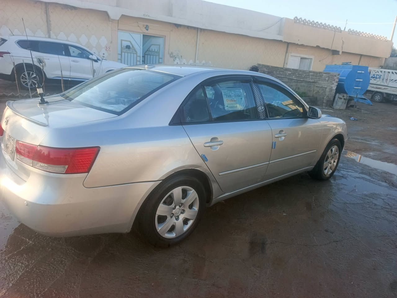 السلام عليكم
سيارة سوناتا 2008صبغ حزام كير محرك شرط والباقي كفالة تبريد تدفئة شرط طخم تاية جديد كابون بانزين موجود السعر 97بيه مجال شرط التحويل 
***********
***********
كورك موجود واتساب
