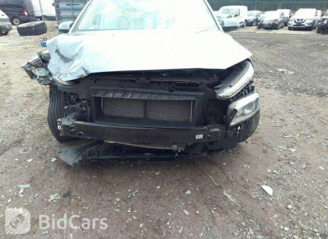 كونا 21 رقم اربيل  السيارة نضيفه حيل كير at  حداديه كلشي جديد
السعر 129 قفل 
مواصفات عاديه السيارة 
حادث و سونر موضح بصور وين ميعجبك وديه افحصه 
***********
