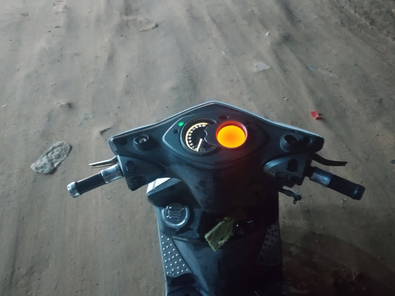 سكنس ال بيع دارجه حلوه نضيفه شلعه معدل فول شرط تجي تطلع بيه معجبتك عوفه روح دراجه تجي وين مي عجبك فحص دراجه ياباني مزوده 58 ونص سعر 700 بيه مجال ‏‪***********‬‏ بي واساب
