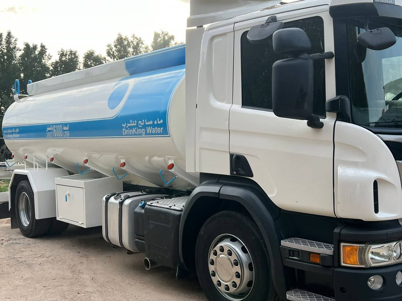 السلام عليكم سكانيه للبيع موديل 2017 محرك 5بستم كير اوتماتيك عرجه فول مواصفات تسجيل جديد بسمي جوبلس امامي ماشيه326 عنوان بصره سفوان تواصل/***********
