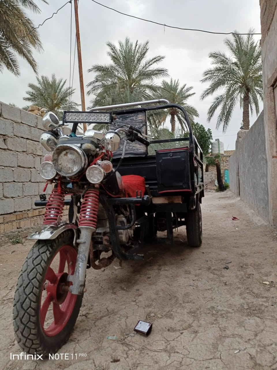 السلام عليكم ستوته 2019 ستوته فحل نجفي ستوته خير من الله ستوته كلش نظيفه من قشر ومحرك شغال اركب للشارع سعر.   1500 وبيها مجال    ***********

