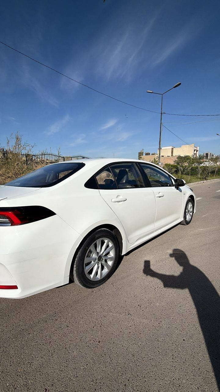 كورلة هايبرد موديل ٢٠٢٥ ماشية ١٥٠٠٠الف كفالة عامة ما
 عدة شخوط بسيطة اسفل الدعامية السيارة مدوشمة دوشمة عامة و مبدل تخم تاير جديد
السعر ١٥٥ورقة و بي مجال قليل حك الجية
رقم ***********
العنوان بغداد الحرية
