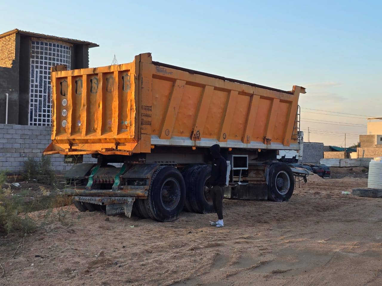 السلام عليكم مقطوره للبيع شاصي 16 براد 
السعر 120 وبها مجال قليل
رقمي***********
