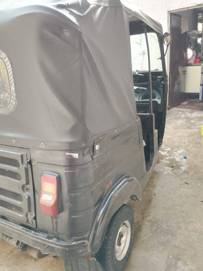 السلام عليكم تكتك 2018 للبيع السعىر 3ونص، وبيها مجال شراي يتصل ،***********بغداد ااكماليه
