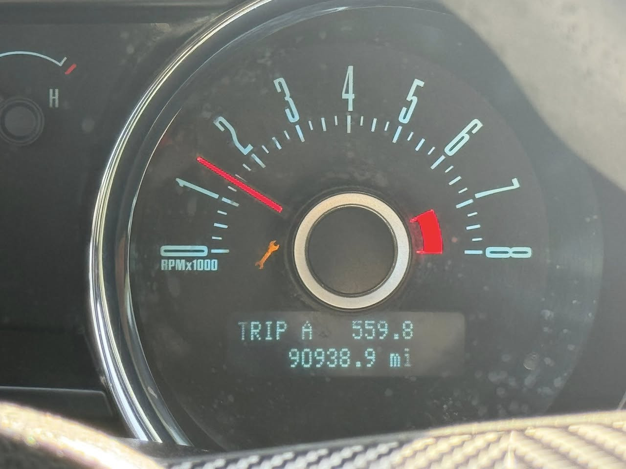 سلام عليكم
سلام عليكم(رمضان كريم عليكم )

موستنك 2013 

رقم بغداد 

محرك 6 سلندر 

ماشيه 90 الف مايل 

بجم شلبي / دفيوزر 

عليه اكزوز كامل وبوبات 

بيه برمجه ببكورن وطلق 

حادثه جاملغ امامي وبيه ملاحضات بسيط من ناحية بدي

الويل تو سايز

مكان سيارة بغداد حي العدل 

الرقم :***********

السعر 90 ورقة وبيه مجال  لناس الطيبة وسيارة متعجبك اعبر منشور وان شاء الله تحصل احسن منه
