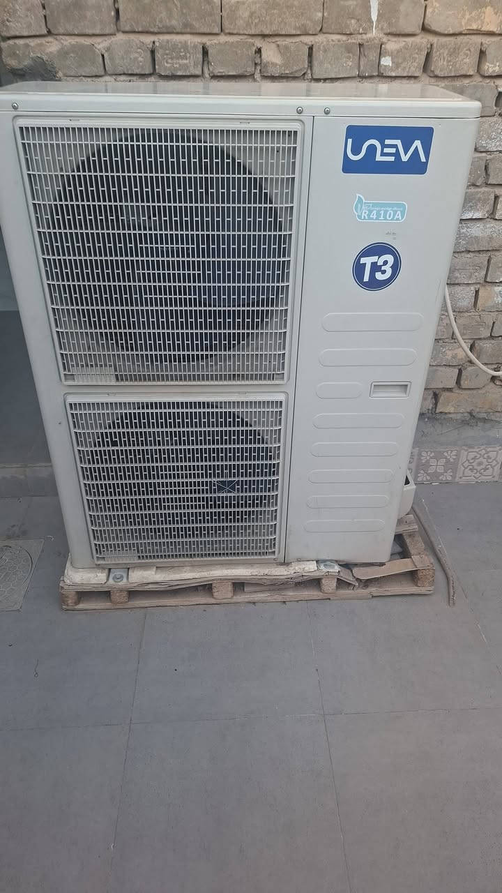 السلام عليكم موجود سبلت للبيع اخو جديد ممستخدم ماخذه بمليونين ونص اريده مليون و٦٠٠ وبي مجال  الاتصال ع رقم ***********
