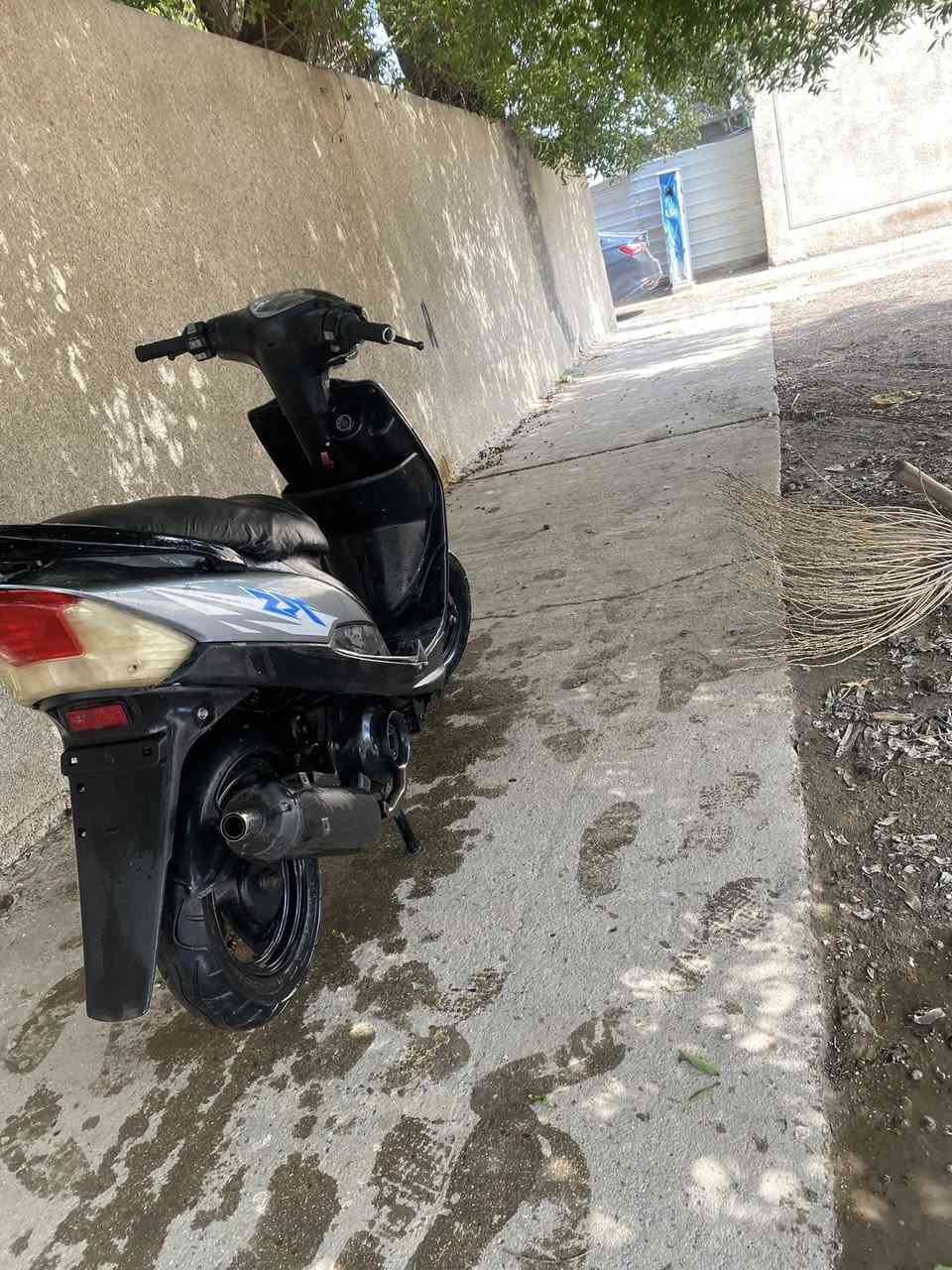 سلام عليكم هايه عدله البيع مكينه 55 دراجه فول شلعه مكان البياع حي العلام  سعر 425بيه محال حك جيه 0784375865


**إذا كنت صاحب هذا الإعلان وتريد حذفه لأي سبب، رجاءا أرسل رسالة إلى الدعم الفني**