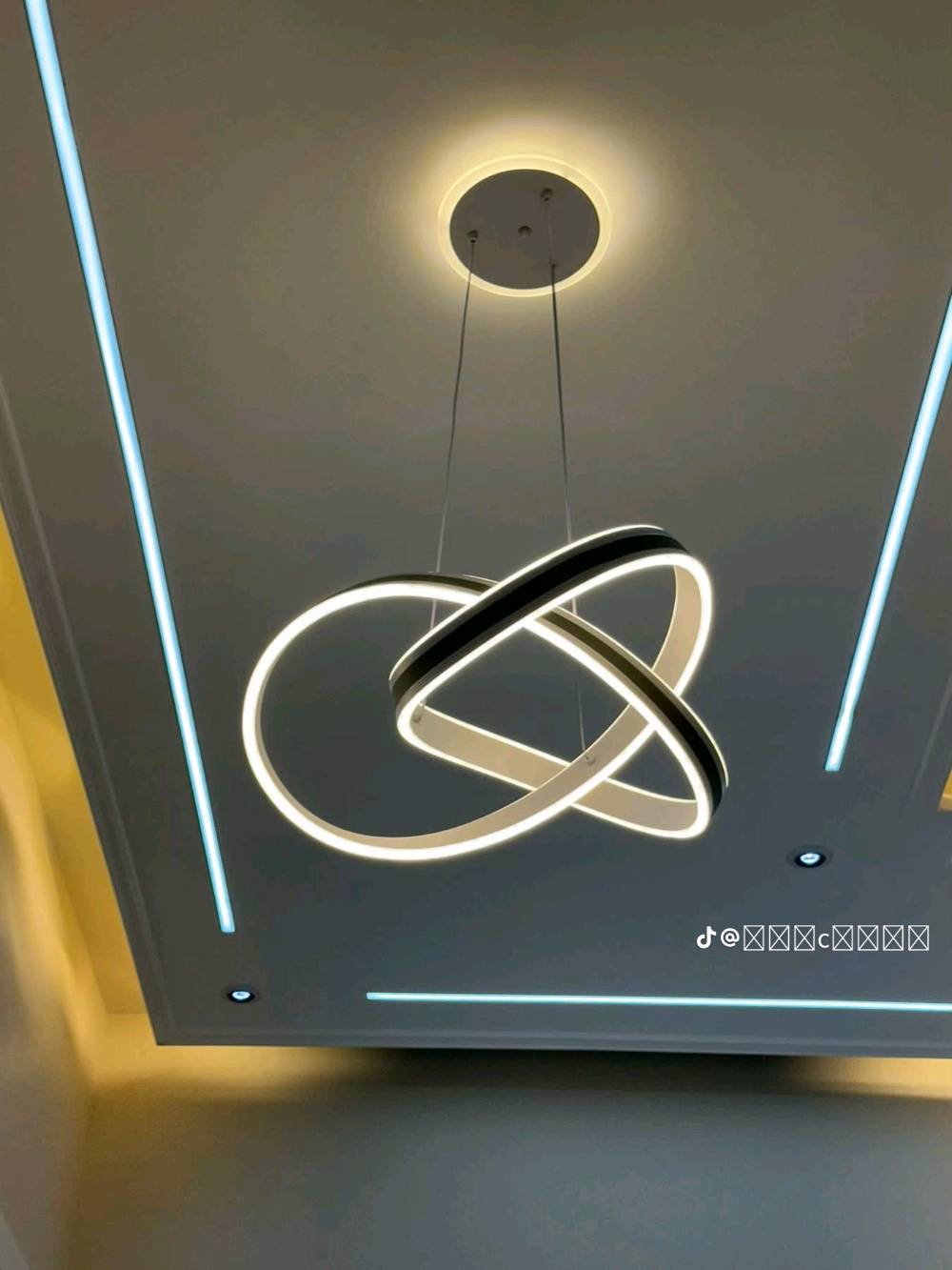 تم وبحمد الله أنجاز بيت الأخ (علي الغزالي )في حي الجامعة صبغ جداران و جبس بورد والحدادية ديكورات أياد الخالدي جهزة المواد اصباغ جوتن - النجف  اللؤلؤة الذهبية لتجارة مواد البناء والديكور ***********