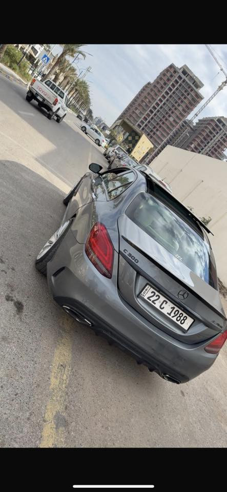 السلام عليكم للبيع او مراوس مع BMW
مارسدس c300 موديل 2021 فورمتك فول الفول للاخير 
حادث امريكا فقط بنيد وبل عراق بيها صندوك سيارة بدون ايرباك بدون شاصي بدون لغود مكفولة مابيها اي دواخل 
صفر مسج سيارة 

ملاحظة : سيارة تباع برقم عادي 
السعر 270 وبيها مجال مكاني بغداد - بغداد الجديدة 
***********
