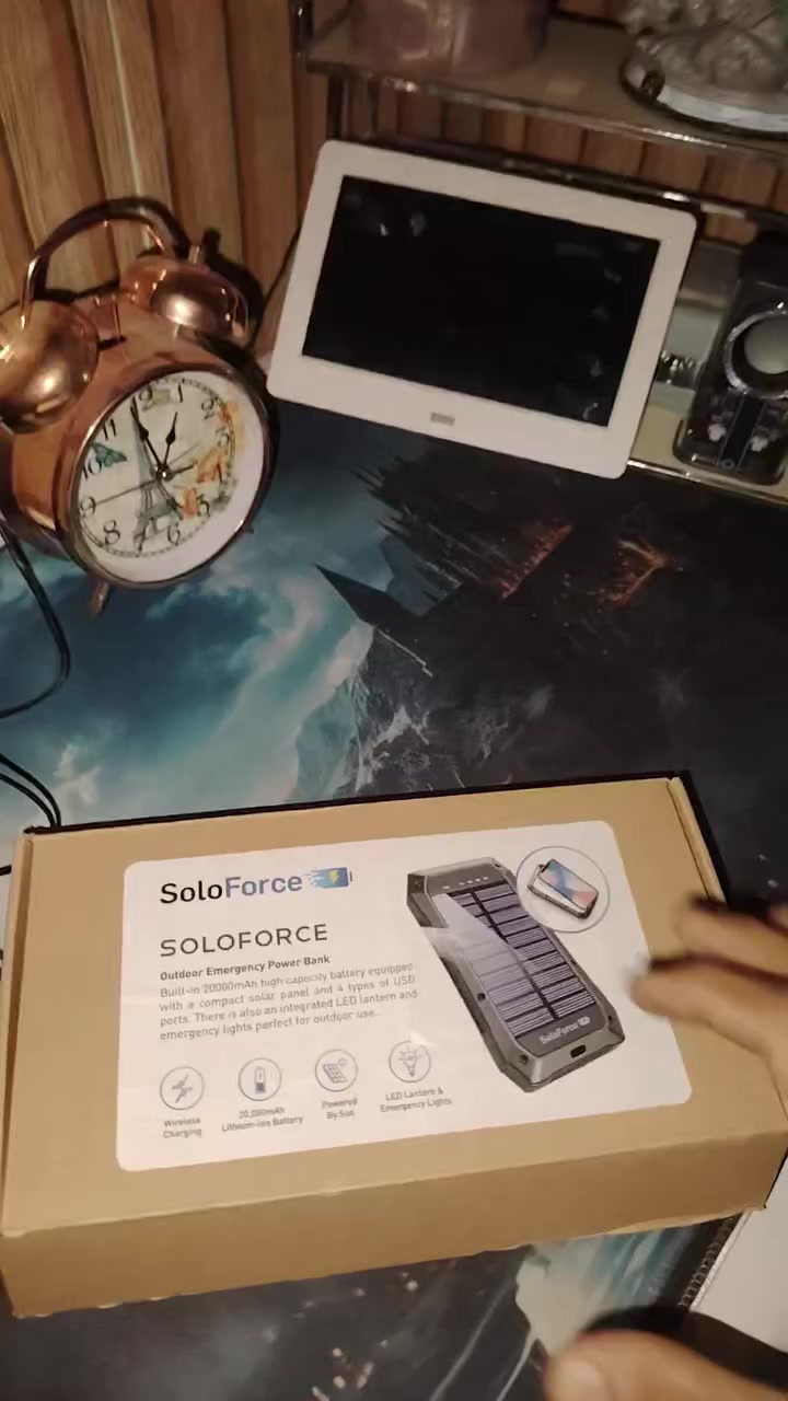 باور، بنك طاقه شمسيه
الحجم مالته 20الف ملي امبير 
الواطيه 
74 واط 
او يشحن المبايل ولير ليس 
او لد بنفس الوقت 
تكدر شحنه تايبسي 
او تكدر تخلي عل شمس يشحن

السعر 30 الف


**إذا كنت صاحب هذا الإعلان وتريد حذفه لأي سبب، رجاءا أرسل رسالة إلى الدعم الفني**