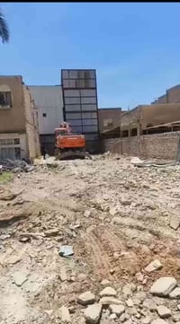 للبيع قطعة ارض مساحتها ٢٦١ متر مربع  واجهتها تسعة الاربع مار في ثلاثين...