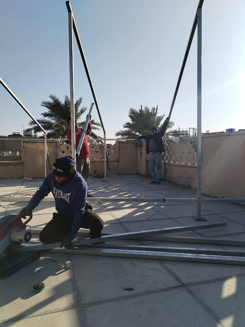 كادر هندسي متخصص في تنصيب منظومات الطاقه الشمسيه تواصل على واتساب
***********
