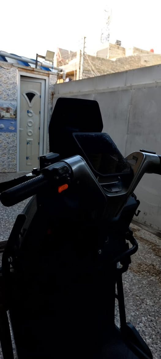 السلام عليكم ….. 
دراجه شحن نوع (صاعقه) المعرف لا يعرف
اخذته قبل فتره قليله ب مليون و 200 الف 
الدراجه نضيفه وكفاله عامه من كلشي 
مواصفات..:
بطاريات عدد 6 كباار مسطره  
ملف 2500 
شاحنه اصليه 
شاشه اعطال
عداد سرعه ديجتال
نضام بارك P
نضام رجوع بگ R 
نضام نزول منحدرات 
مانع انزلاق 
نظام تصليح اعطال TCL 
مساحه تخزين واسعه 
جوزه تفصل الكهرباء 
دبلات عدد4 هيدروليك 
تايرات جدد 
بريكات دسك مو بنز 
ويل حجم 12 
كروز مثبت سرعه 
شاشه اعطال 
لايت زينون عالي ناصي
اشاير منفصله  
كشن جلد 
الدراجه جديده جديده 
وبيه بعد مواصفات هواي 
سعر الدراجه مليون 
 وبيه مجال بسيط 
+964 772 889 3472


**إذا كنت صاحب هذا الإعلان وتريد حذفه لأي سبب، رجاءا أرسل رسالة إلى الدعم الفني**