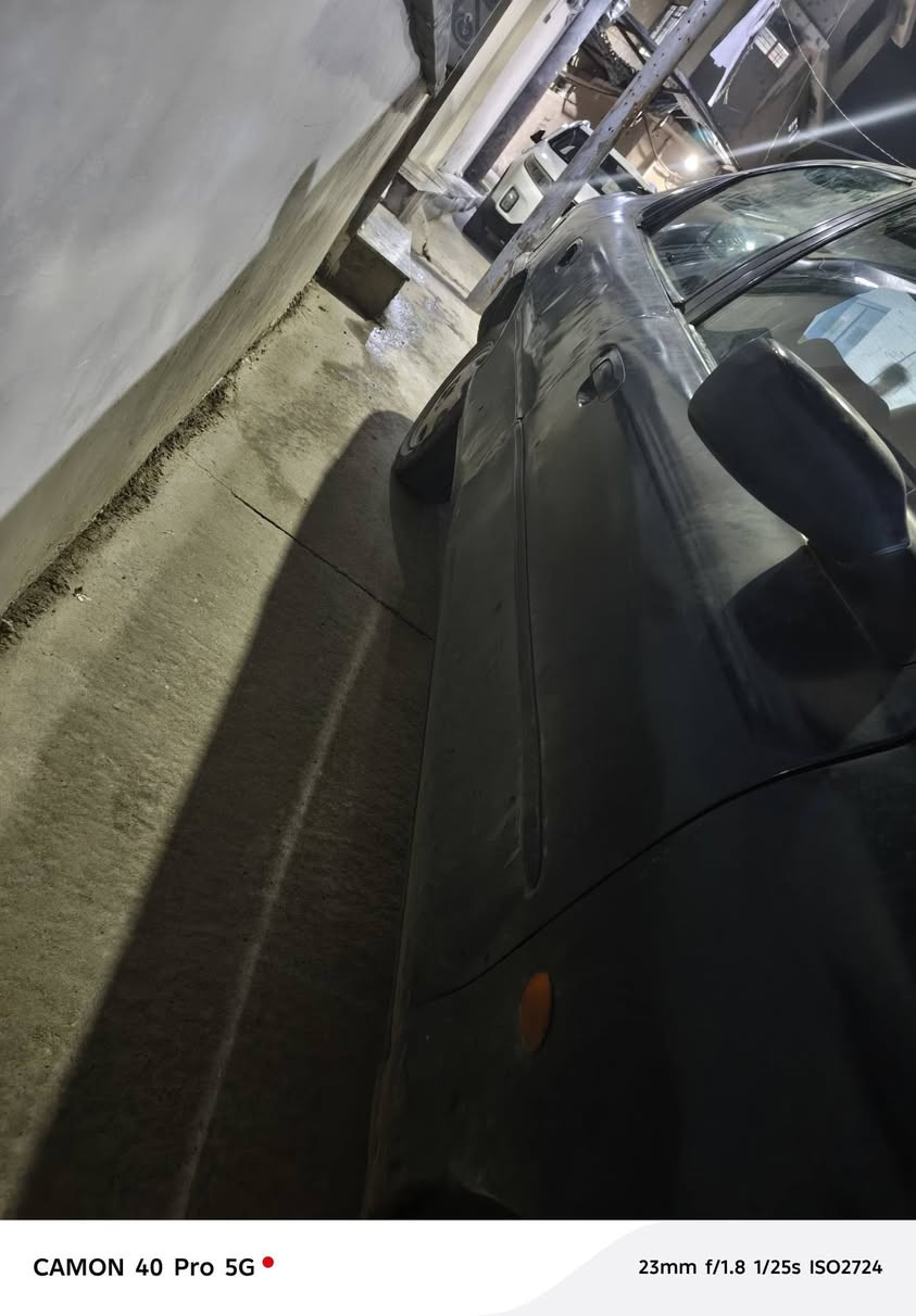 السلام عليكم فورد مونديو موديل ١٩٩٥
محرك 4 كير عادي 
لسعر ٢٨  وبيها مجال


**إذا كنت صاحب هذا الإعلان وتريد حذفه لأي سبب، رجاءا أرسل رسالة إلى الدعم الفني**