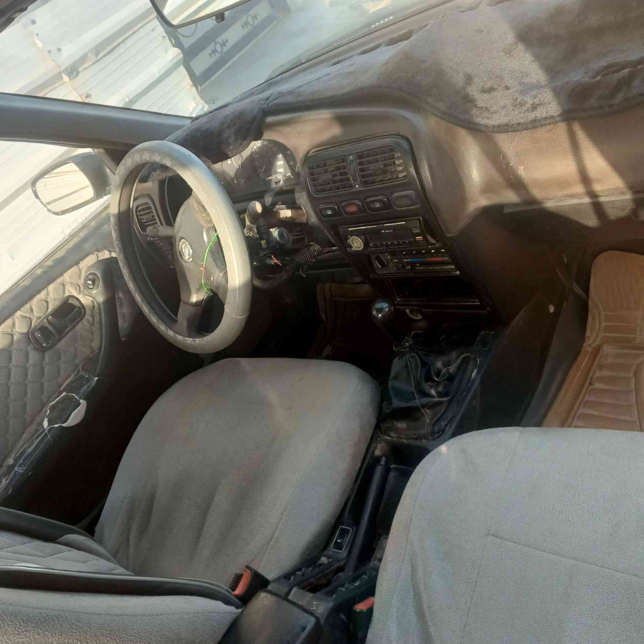 السلام عليكم
نيسان بريميرا ٩٦
كير عادي 
رقم بغداد انكليزي
ارضية جلد درجه اولى
دوشمة كشنات جديدة 
كهربائيات شغاله 
غرفه حلوه 
باتري جديد 
سياره حلوه 
سعر ٣٣ 
***********
بغداد
