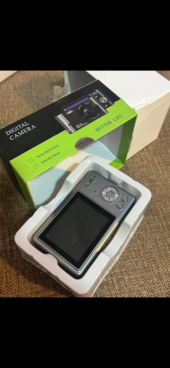 متوفر كاميرا سعرها 10 الف
وكاميرا مغامرات سعرها 15 الف 
وجهاز العاب شاشه وبي العاب جدا هواي سعره 25


**إذا كنت صاحب هذا الإعلان وتريد حذفه لأي سبب، رجاءا أرسل رسالة إلى الدعم الفني**