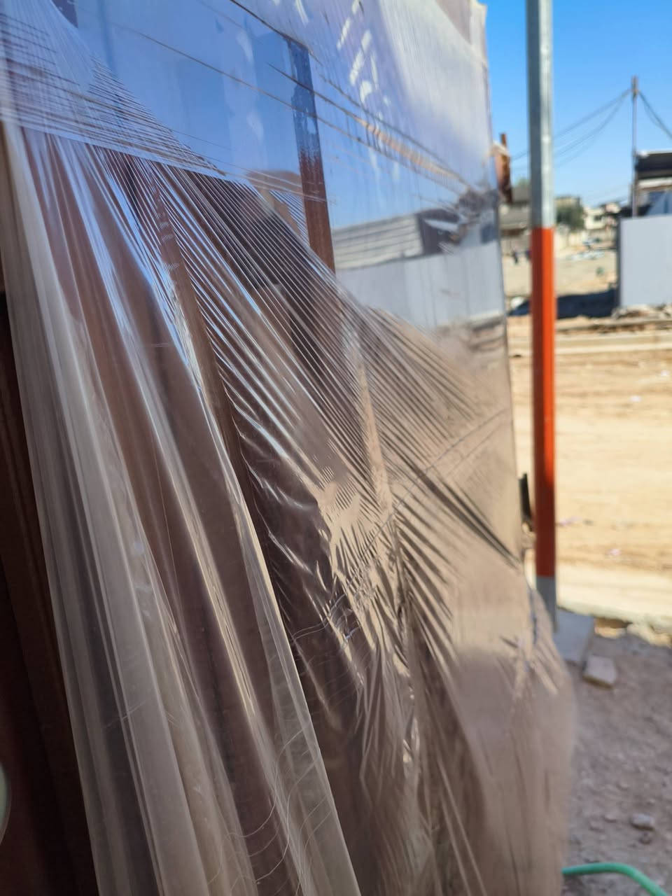 السلام عليكم باب جديده ما مشدوده ردنه نبدل بابنه وعفناها مكاني حله مركز باب تسكام درجه  اولى ابيعها جوه سعرها. مناسبا. باب مرجيه عل حايط ما سيطر اصورها زين باب 3متر. يمنه


**إذا كنت صاحب هذا الإعلان وتريد حذفه لأي سبب، رجاءا أرسل رسالة إلى الدعم الفني**