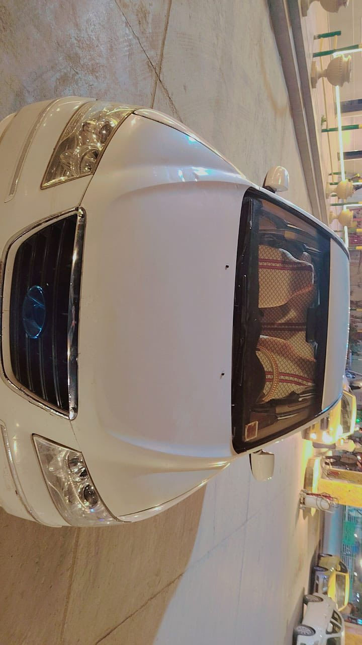 سوناتا 2009 للبيع غير مكفوله بيه طخات السعر 105.  ***********
