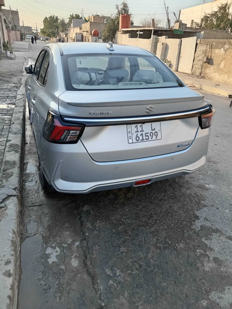 السلام عليكم سازوكي دزاير موديل 2025 فول مواصفات حره بسمي تحويل ثاني يوم السياره مرقمه انكليزي سنويه بسمي نضام لهيبرد تلقاىي زيرو تحكمات استيرن مري شفط حساسات كامله لسياره العنوان المحموديه السعر 120 ورقه وبيه مجال قليل الهاتف ***********
