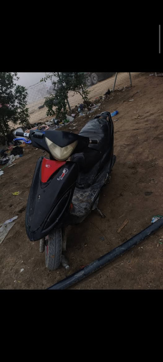 للبيع كامكو جي4 ب350 و بيه مجال.بدون قبق هندر مكينه ما مفتوحه الاتصال على الرقم*********** المكان نجف حي المعلمين
