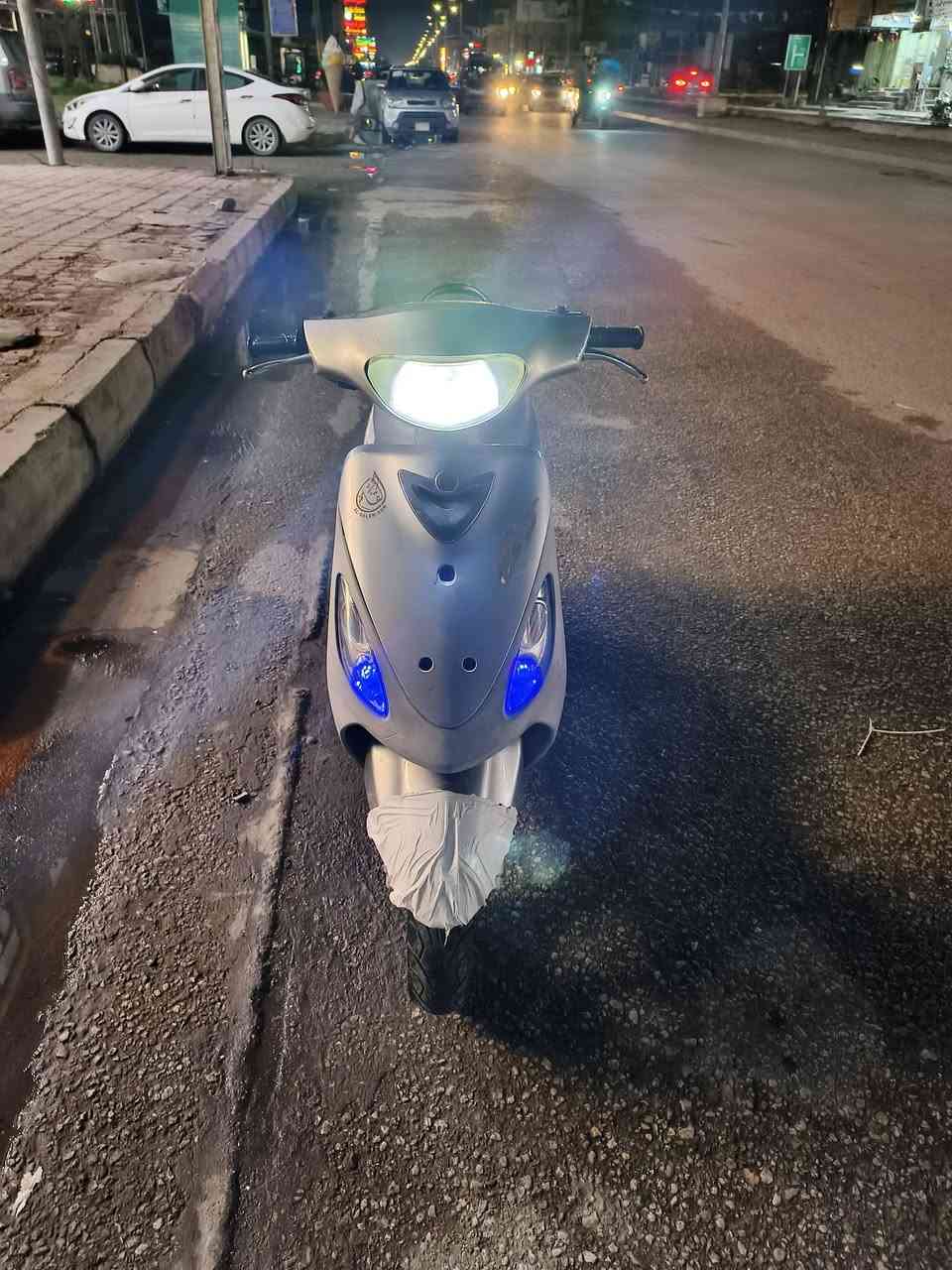 ماكس منغولي نضيفة جدا بلادية مابيها نقص سلف هندر كهربائيات سعر 550 الف قفل
***********
