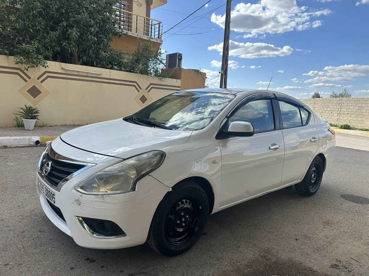 حياكم الله متابعينا الكرام نيسان سني هندي للبيع موديل 2021 رقم سليمانية دولي سنوية  بأسمي  والهزة  جديدة  لوحات  جديدة   سنوية  مجدد  ماشية 50 الف سيارة بيه قطعتين صبغ بدون دواخل حتى السونار موجود سيارة جديدة بمعنى الكلمة  كير محرك عالشرط سعرة  105 ورقة بي  مجال بسيط للشراي مال حك جية تيجي يمي عين غطة عين افراش اخدمك شراي يخابرني بيك خير اوتدلل لان ممتواجد عالفيس  ***********
