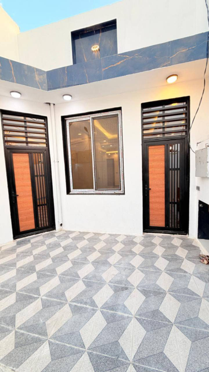 🏡 دار للبيع – ملحق حي ميسان
📐 150 متر
🧱 بناء درجة أولى
🏗 أساس + سقف كونكريت
🧱 طابوق نهروان
🚪 حدادية درجة أولى
🚪 خشب جاوي تزكام
🪟 ألمنيوم
زراعي اقرار محكمة 
🛏 غرفتين | 🛋 صالة | 🎤 استقبال
🍽 مطبخ | 🚿 حمام داخلي | 🚽 خارجي

📞 ***********7
#عقارات
 #عقارات
