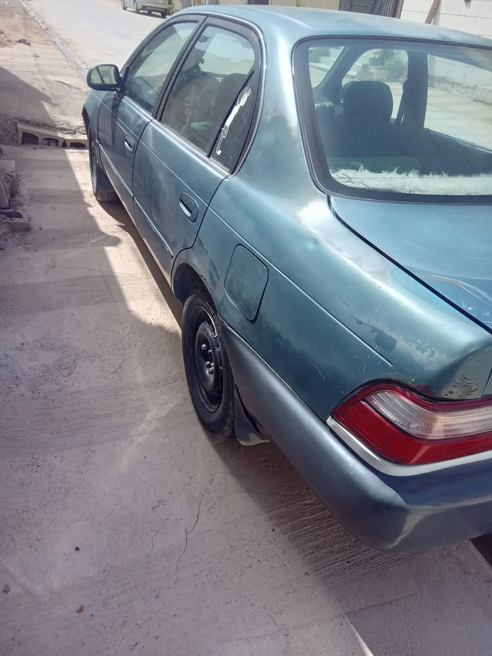 كورلا للبيع موديل ٩٣السياره باسمي مشروع وطني سنويه ٢٠٣١ بطاقة بانزين بيها ضرر راس جاملغ امامي بدون دواخل مابيها اي تبديل تبريد شغال فقط غاز محرك وكير بالشرط بدون لاصرف ولا بخار تحويل اووكاله السعر ٤٨وبيها مجال اتصل كركوك واسطي ***********
