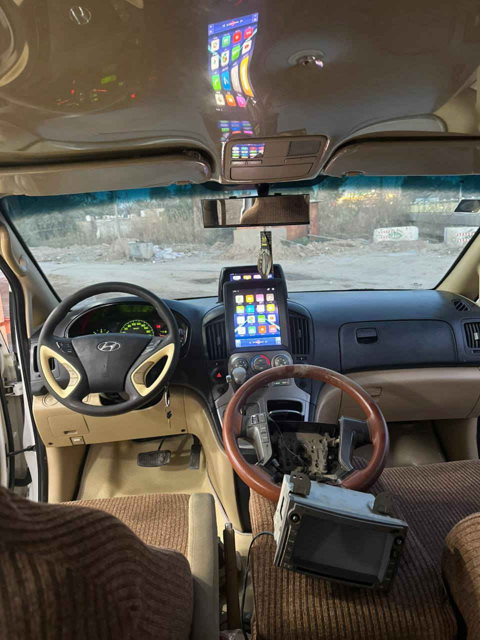 اللهم صل على محمد وال محمد
من عمل اليوم تم تركيب شاشة وكامره  ستاركس مع تغير دركه سترن  اهلا وسهلا بكم  مركز الجنابي للشاشات والكامرات لكافة انواع السيارات  #وبسعرمناسب      العنوان نجف مناذرة ابو صخير  ع شارع العام قرب مطعم الساقي    يم مركز الشرطة المناذرة  :    ***********  #للشاشات #الكامرات #وصيانة (CD) #مسجل
