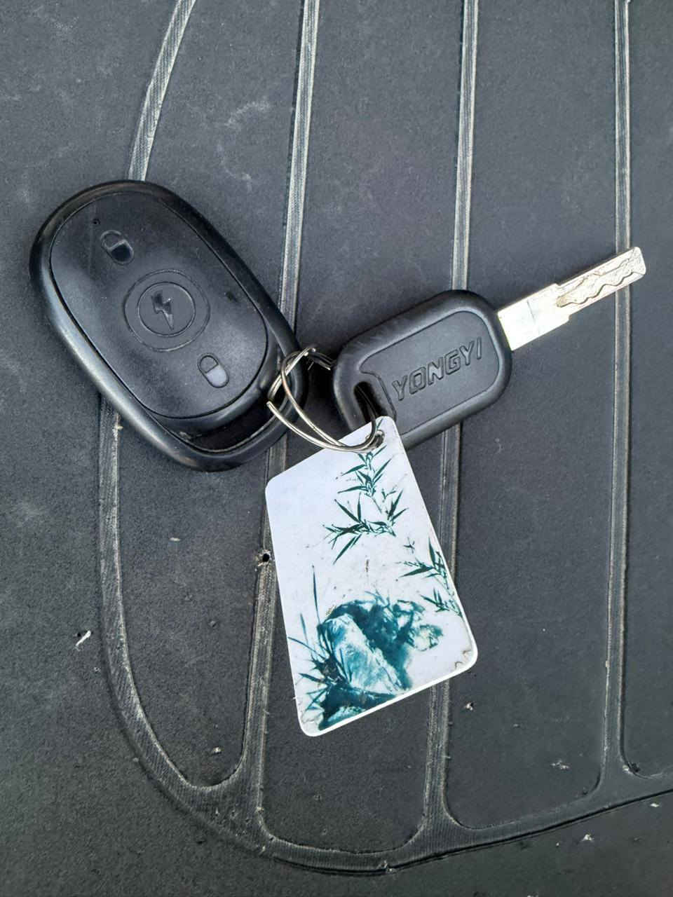 دراجة خير من الله شغالة
1 بصمة و سويج و كارت 
2-كلوبات عالي ناصي و رماش زنون 
3- البطاريات 6 المسطرو الطويلة 
دراجة فول مواصفات موديل 2025
عطلهة الحساس مال شحن فقط يرادلة تنظيف
السعر 850وبيهة مجال 
للاستفسار ***********
