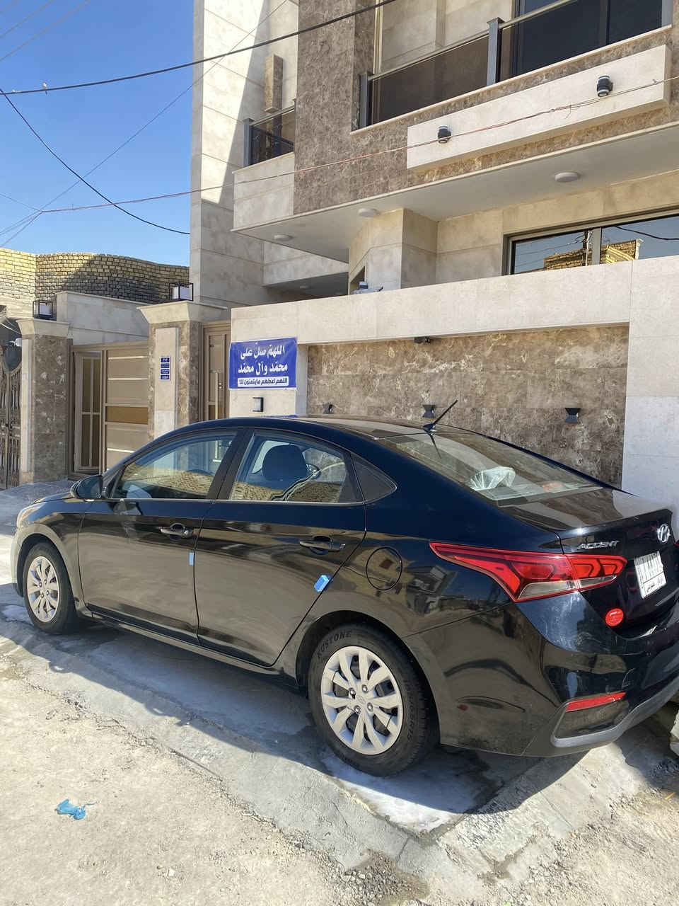 السلام عليكم  اكسنت لبيع مديل ٢٠٢١ معوقين باسم ولد شاب يمي باقيله شي قليل وتصير حرة ماشيه٨٧الف سياره داخله تقرير تعملً وتسير قطرة ماواصلتله سياره برغي مامفتوح بيه وهنا عندي نطخت بل جاملغ امامي  وصار بيه صبغ  بدون اي شي بل داخل سيارة جديدة كلش واستعمال شخصي السعر ١٠٥ وبيه مجال قليل مكاني الناصرية حي اور ***********
