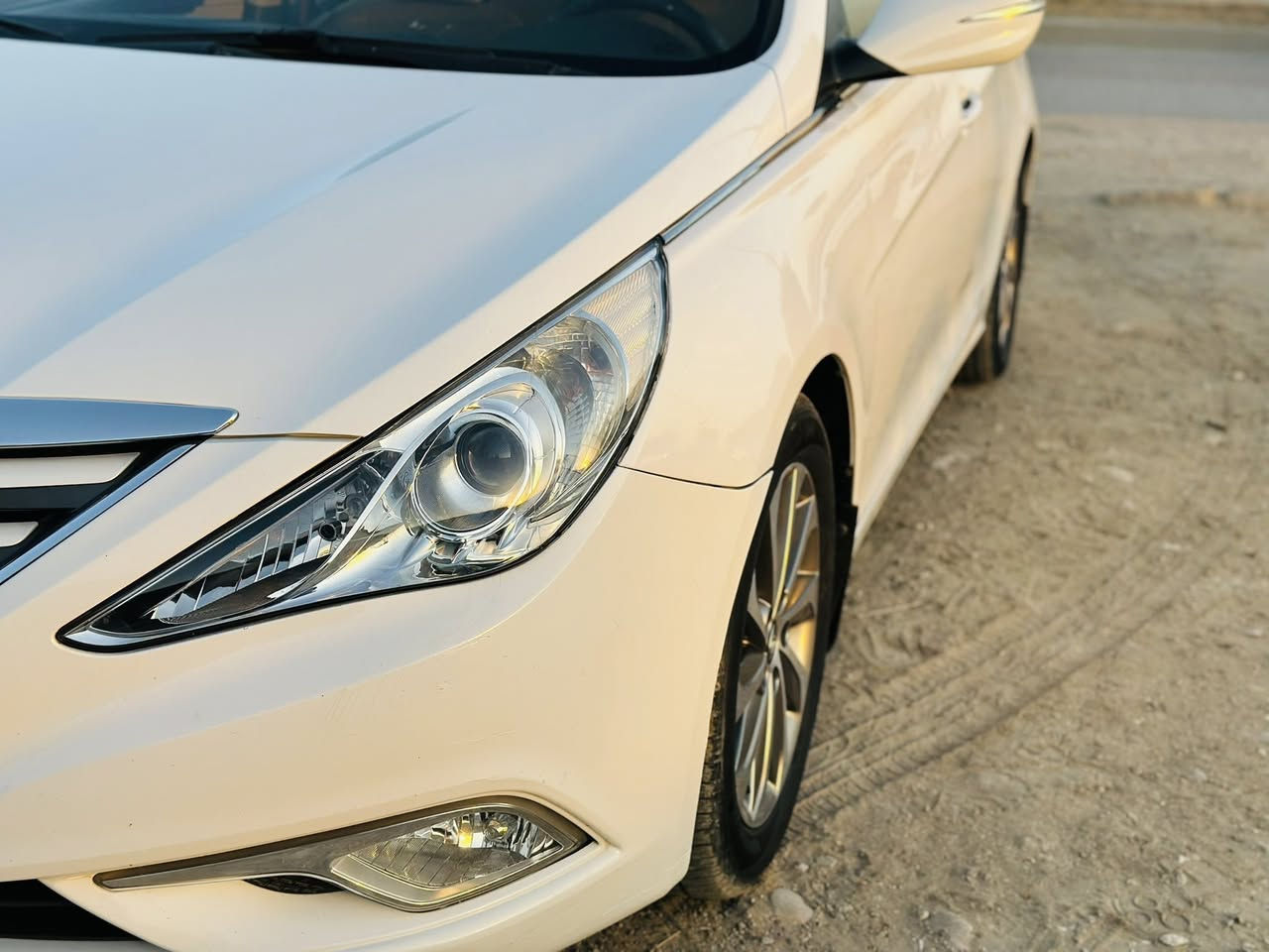 13 خليجي شكل 14 رقم بغداد انكليزي باسمي
سعر 145 بيها مجال بسيط بعد الفحص والمعاينة 
سونار مرفق
سيارة كلش جديدة 
ماشية 138 حقيقي 
مكفولة عدا بارد بسيط موضح بالسونار
العنوان بابل 
***********
