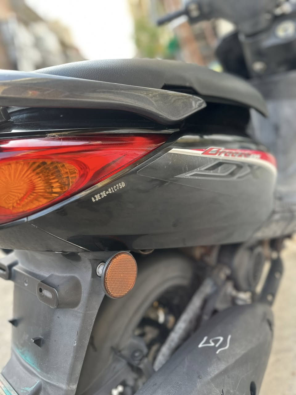 بريز ببغاء وكاله وختم واحد وكفاله عامه جديده بالكارتون 

ماشيه ١٨الف ضمانك سنه اذا مفتوحه لو مبدل بيه شي ترجع

شرط تاخذه من باب بيتي وراقه كبل بسمك

بغداد الحريه ***********
