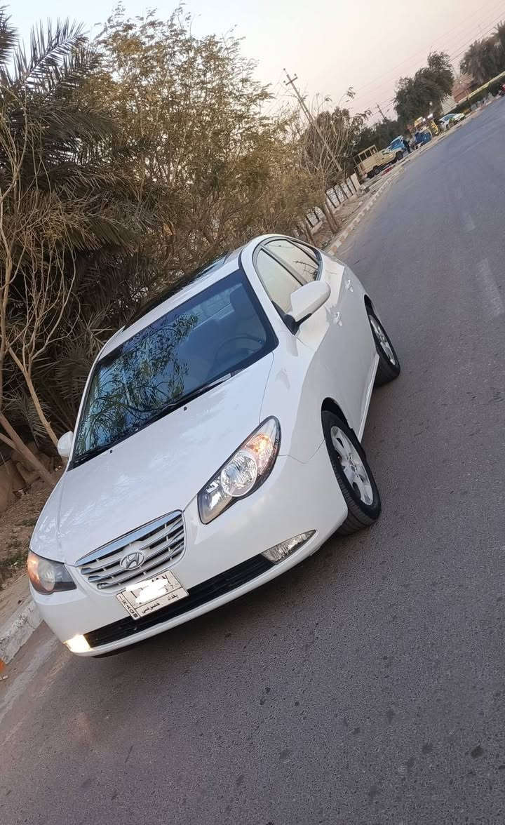 النترا 2010 فول مواصفات محرك 1600دووش فتحه سلايت رووف تبريد بيانو شاشه كبيره ويل 16 .
المؤشر باللون الأحمر صبغ 
كير محرك تبريد تخم تاير بحاله جيده .
مكان السياره بغداد .
السعر 108 ورقه .
***********/غير متواجد على الفيس . بغداد, العراق
