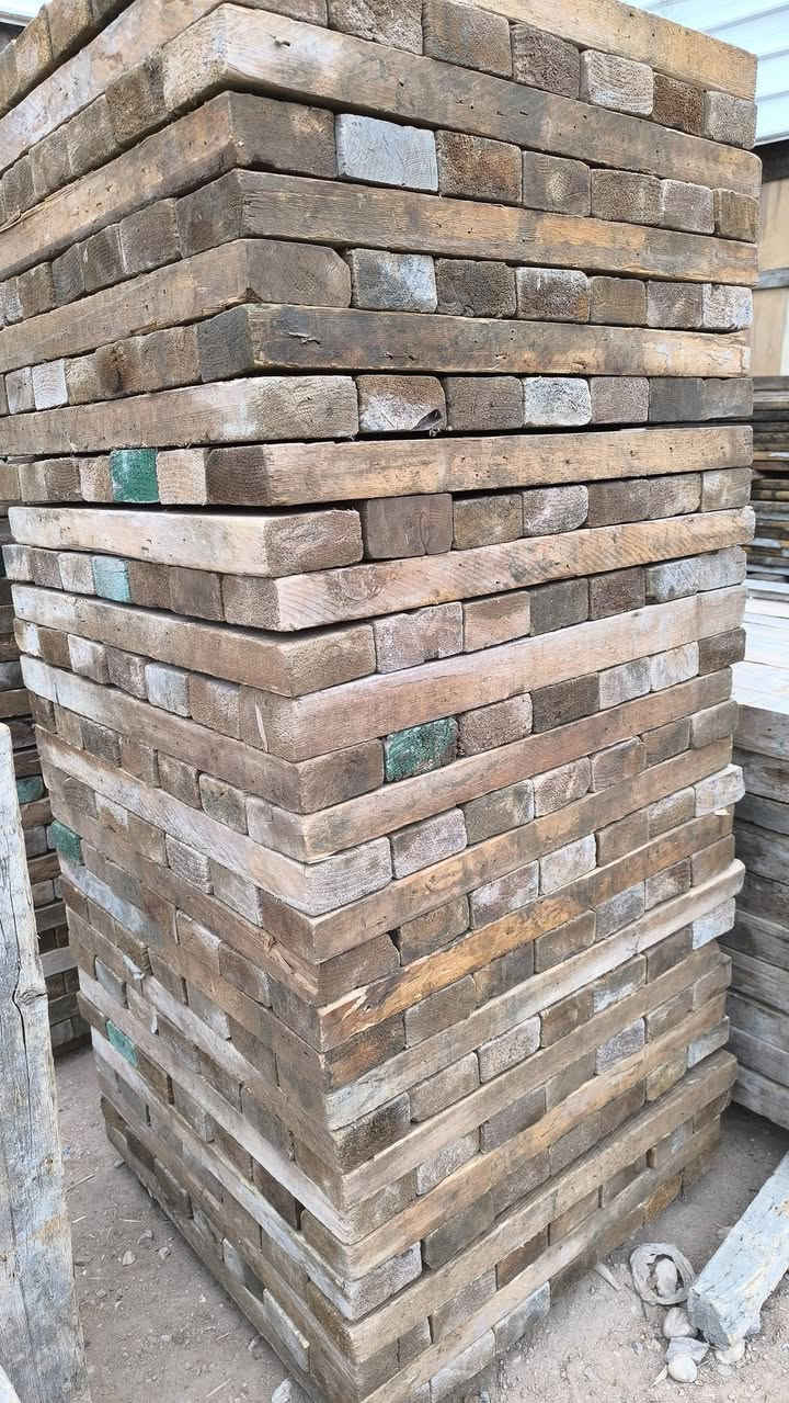 قالب خشب للبيع العدد 12 مكعب
مكاني حله 

للاستفسار  ***********

                 ***********
