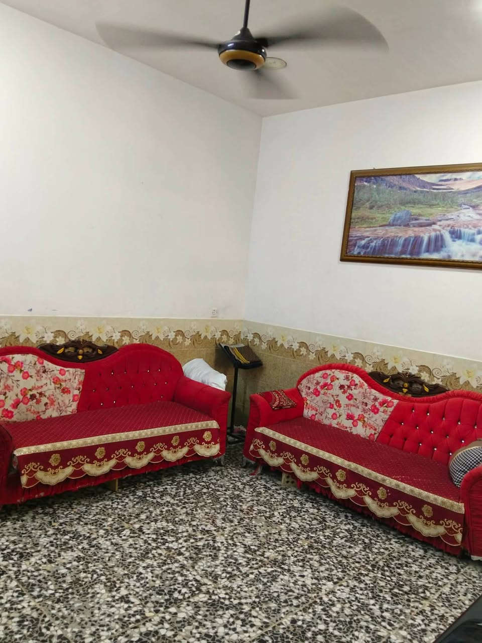 بيت للبيع من ابو غريب https://www.facebook.com/share/1E742JzhLt/***********
