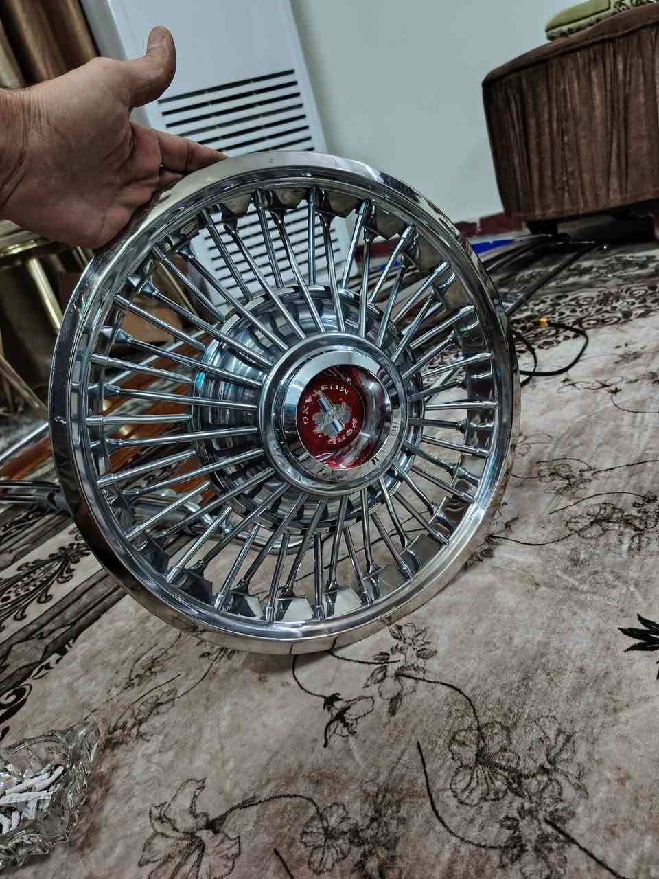 السلام عليكم للببع حجم ١٤ عنوان بغداد السيدية متواجد خاص ***********
